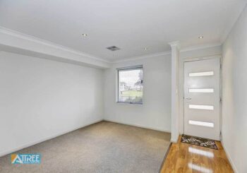 Listing image for 44 Middle Parkway, Canning Vale  WA  6155