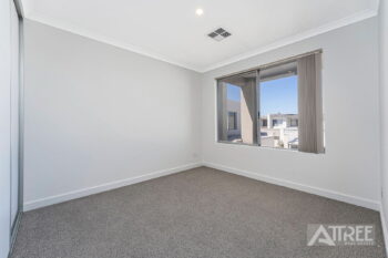 Listing image for 8 Catseye Walk, Treeby  WA  6164