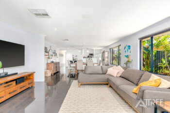 Listing image for 9 Glenora Way, Harrisdale  WA  6112