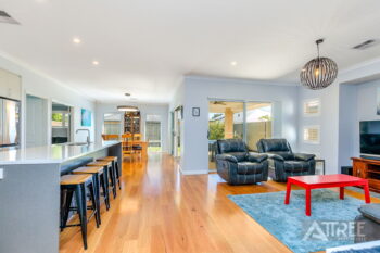 Listing image for 7 Wolfson Way, Piara Waters  WA  6112