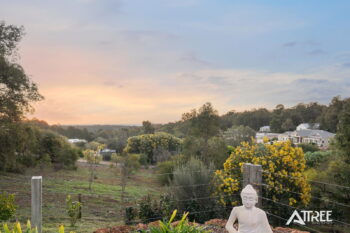 Listing image for 11 Grieve Way, Bedfordale  WA  6112