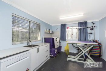 Listing image for 33 Crufts Way, Canning Vale  WA  6155