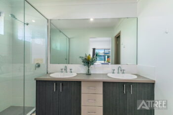 Listing image for 16 Cornforth Way, Piara Waters  WA  6112