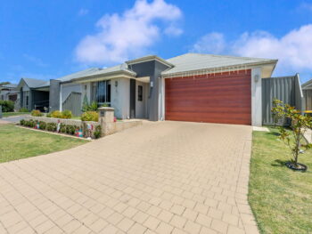 Listing image for 6 Alata Grove, Byford  WA  6122