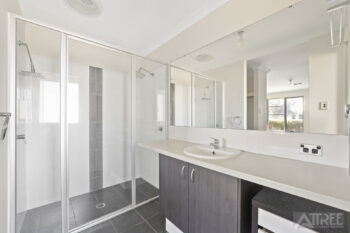 Listing image for 4 Erlon Way, Harrisdale  WA  6112