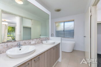 Listing image for 17 Battams Way, Byford  WA  6122