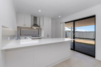 Listing image for 21A Toovey Road, South Yunderup  WA  6208