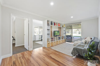 Listing image for 24 Frayne Place, Wandi  WA  6167