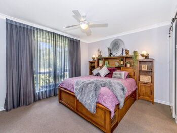 Listing image for 15 Empire Way, Thornlie  WA  6108
