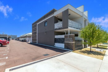 Listing image for 27/1 Glenariff Boulevard, Canning Vale  WA  6155