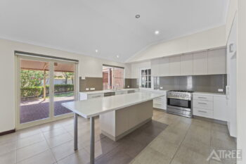 Listing image for 12 Solway Green, Canning Vale  WA  6155