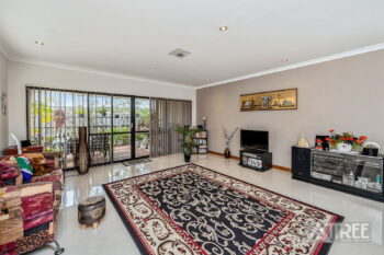 Listing image for 11 Churchill Green, Canning Vale  WA  6155