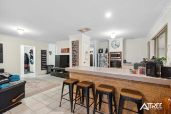 Listing image for 12 Embassy Court, Thornlie  WA  6108