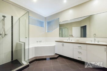 Listing image for 7 Palatine Crescent, Canning Vale  WA  6155