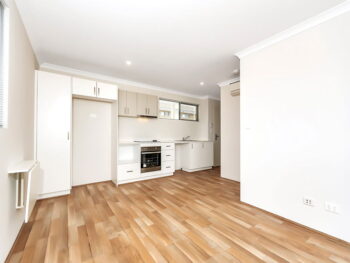 Listing image for 4/2 Delaronde Drive, Success  WA  6164