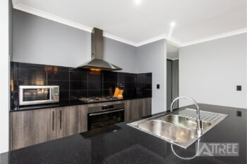 Listing image for 6 Caldwell Parkway, Haynes  WA  6112