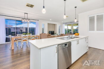 Listing image for 4 Albavale Road, Piara Waters  WA  6112