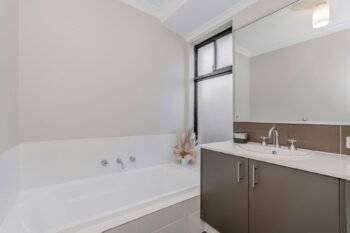 Listing image for 7 Whipbird Street, Baldivis  WA  6171