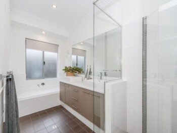 Listing image for 4 Annandale Way, Harrisdale  WA  6112