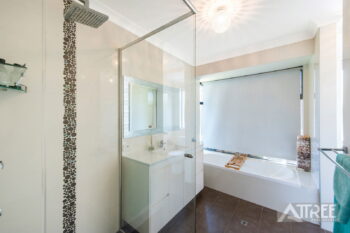 Listing image for 5 Morton Loop, Canning Vale  WA  6155