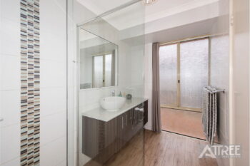 Listing image for 6 Aster Court, Thornlie  WA  6108