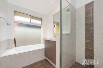 Listing image for 10 Mansfield Way, Piara Waters  WA  6112