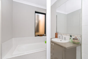 Listing image for 95B Amherst Road, Canning Vale  WA  6155