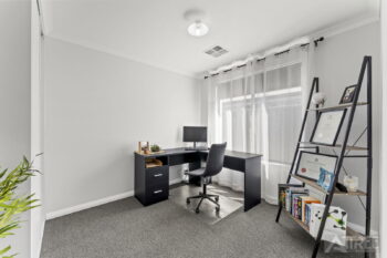 Listing image for 19 Melbourne Loop, Hammond Park  WA  6164