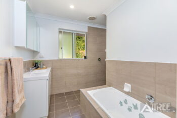 Listing image for 4 Millen Street, Mount Nasura  WA  6112