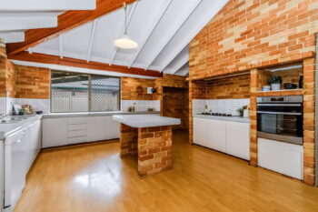 Listing image for 13 Peak View, Canning Vale  WA  6155