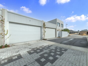 Listing image for 5 Catseye Walk, Treeby  WA  6164