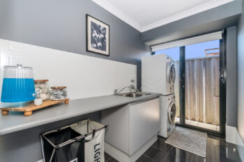 Listing image for 21 Tarragon Place, Thornlie  WA  6108