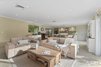 Listing image for 2 Newquay Street, Harrisdale  WA  6112