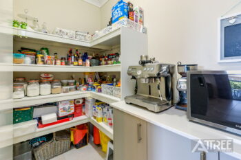 Listing image for 25 Holbeck Way, Baldivis  WA  6171