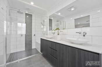 Listing image for 33 Hartwell Parade, Jandakot  WA  6164