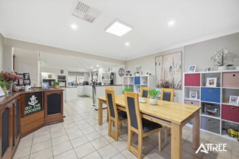 Listing image for 6 Ambassador Court, Thornlie  WA  6108