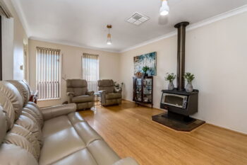 Listing image for 10 Teak Way, Maddington  WA  6109