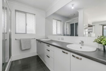 Listing image for 35 Markwell Avenue, Haynes  WA  6112