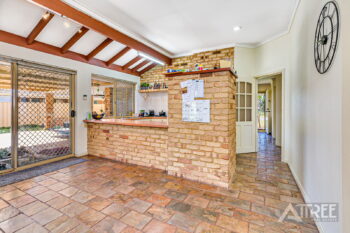 Listing image for 5 Camelot Court, Thornlie  WA  6108