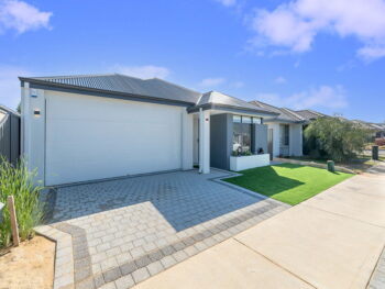 Listing image for 8 Robson Avenue, Hilbert  WA  6112