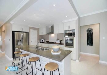 Listing image for 2 Mannhein Crescent, Piara Waters  WA  6112