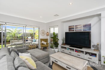 Listing image for 5 Claymore Place, Piara Waters  WA  6112