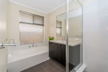 Listing image for 185 Castlewood Parkway, Southern River  WA  6110