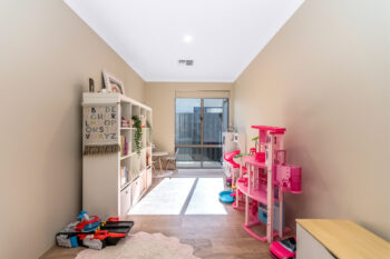 Listing image for 7 Llorens Way, Southern River  WA  6110