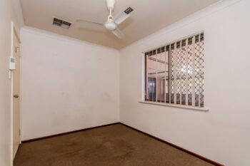 Listing image for 27 Ashburton Drive, Gosnells  WA  6110