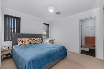Listing image for 1/50 Middle Parkway, Canning Vale  WA  6155