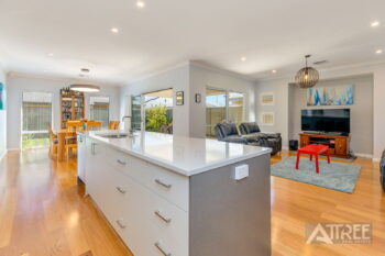 Listing image for 7 Wolfson Way, Piara Waters  WA  6112