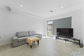 Listing image for 4B Greenlink Boulevard, Harrisdale  WA  6112