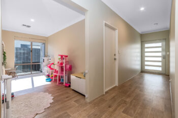 Listing image for 7 Llorens Way, Southern River  WA  6110