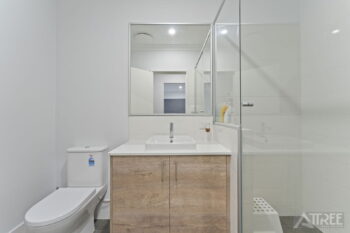 Listing image for 4B Greenlink Boulevard, Harrisdale  WA  6112